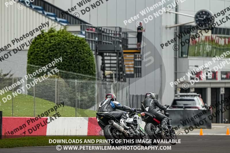 donington no limits trackday;donington park photographs;donington trackday photographs;no limits trackdays;peter wileman photography;trackday digital images;trackday photos